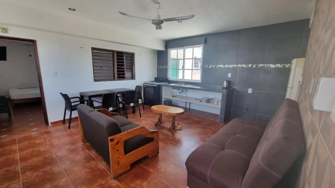 A Una Calle Del Ado 5Ta Avenida Playa del Carmen Apartment