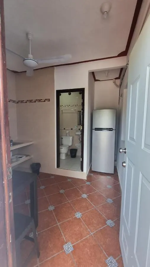 Apartment A Una Calle Del Ado 5Ta Avenida Playa del Carmen