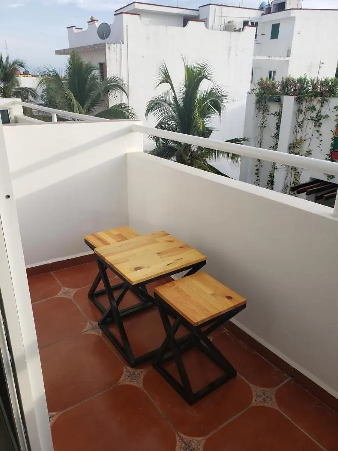 A Una Calle Del Ado 5Ta Avenida Playa del Carmen Apartment