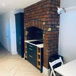  Apartment Luxury In Location United Kingdom